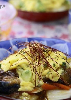 白菜と鯖味噌煮缶の和風炒め　ふわ玉のせ♪-レシピのメイン写真