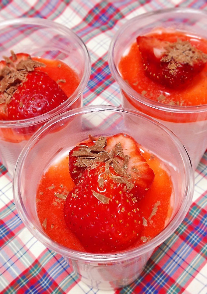 卵なし簡単いちごムース-レシピのメイン写真