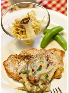 豚ロースステーキきのこのクリームソース-レシピのメイン写真