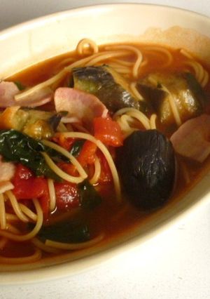 茄子トマトほうれん草のプチっとスープスパ-レシピのメイン写真
