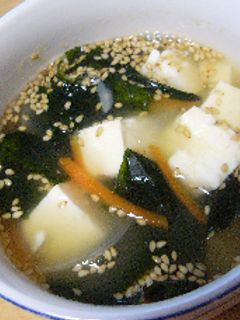 豆腐とワカメの和風スープ-レシピのメイン写真