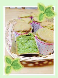 ふわふわ抹茶香る♪シフォンカップケーキ-レシピのメイン写真
