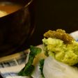蒸し蕪のアボカド柚胡椒添え