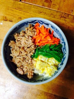 ツナの4色丼-レシピのメイン写真