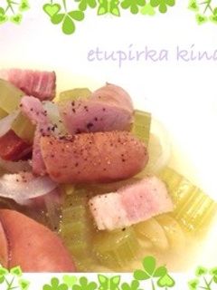 セロリとソーセージ煮込みとマカロニ-レシピのメイン写真