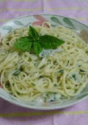 バジルたっぷりのクリームソーススパゲッティ-レシピのメイン写真