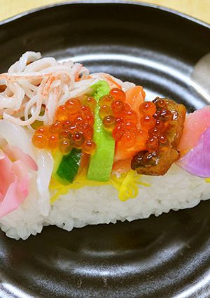 ひな祭り☆簡単トッピングミニちらし寿司♪-レシピのメイン写真