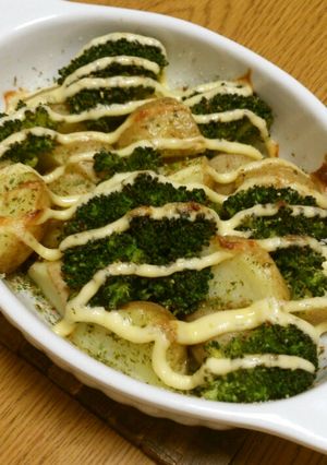 簡単☆じゃがいもとブロッコリーのマヨ焼き-レシピのメイン写真