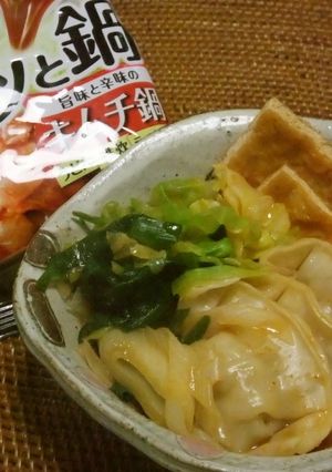キムチ餃子なべ✿鍋の素を使って簡単に♥-レシピのメイン写真