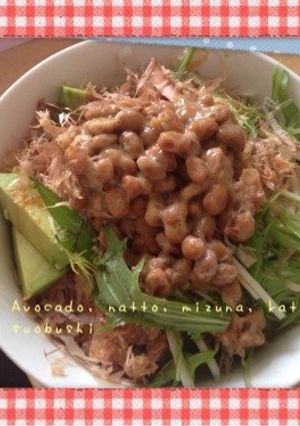 のっけるだけワサビ醬油でアボカド丼-レシピのメイン写真