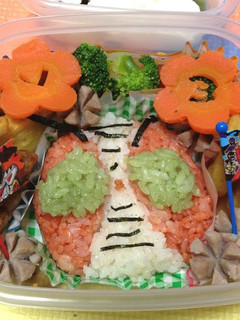 キャラ弁?!仮面ライダーV3弁当-レシピのメイン写真