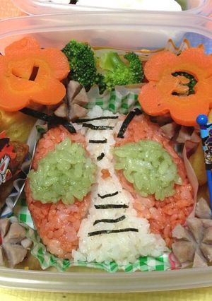 キャラ弁?!仮面ライダーV3弁当-レシピのメイン写真