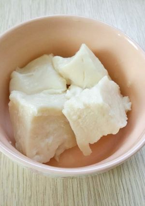 幼児のおやつ♡片栗粉で口どけ胡麻もち-レシピのメイン写真