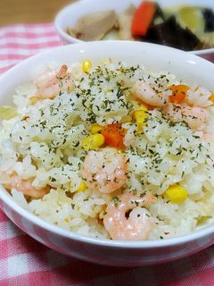炊飯器で簡単海老ピラフ-レシピのメイン写真
