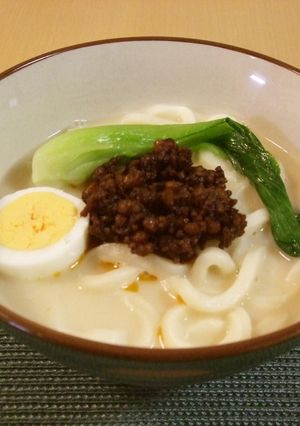 納豆そぼろのせトンコツ風うどん-レシピのメイン写真