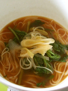 春菊とそうめんで食べるキムチスープ!-レシピのメイン写真