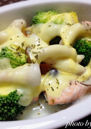 鮭とブロッコリーのチーズ焼き-レシピのメイン写真