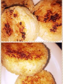2つの味で定番焼きおにぎり♪お夜食にも♪-レシピのメイン写真
