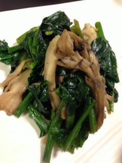 ほうれん草と舞茸のバター炒め-レシピのメイン写真