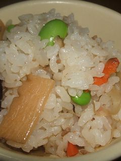 普通の(*^_^*)混ぜご飯-レシピのメイン写真