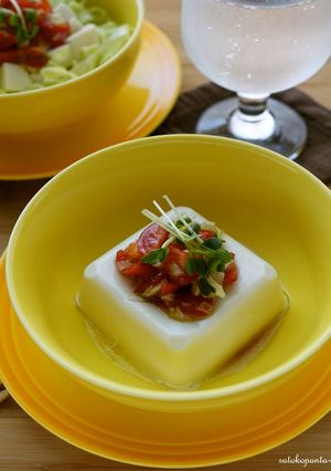 ダイエットにお豆腐のバジルトマトサラダ♪-レシピのメイン写真