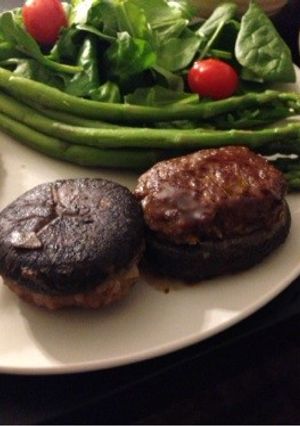 簡単♪丸ごとしいたけハンバーグ海外-レシピのメイン写真