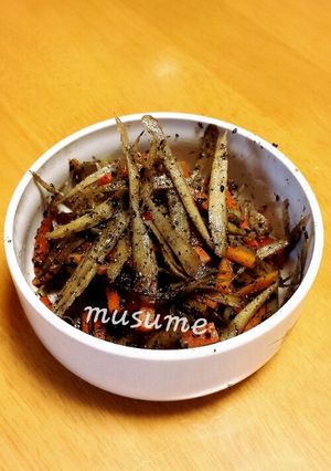 ごまたっぷり、きんぴらごぼう-レシピのメイン写真