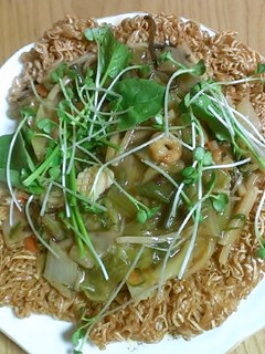 チキンラーメンでカリッとあんかけ焼きそば-レシピのメイン写真