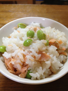 鮭と枝豆のごはん-レシピのメイン写真