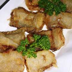 รูปของ げんげの唐揚げと汁物