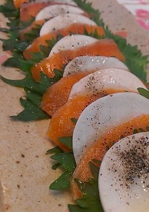 重ねるだけ♪かぶ＆スモークサーモンマリネ-レシピのメイン写真