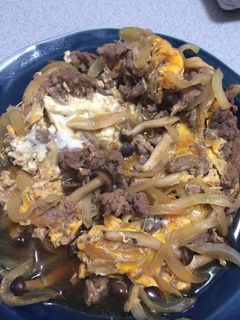 麺つゆで簡単!卵とじ牛皿-レシピのメイン写真