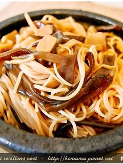 黑菇醬拌雞絲麵.柯媽媽の植物燕窩-レシピのメイン写真