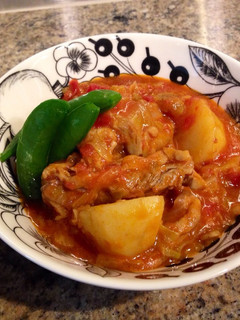 ストウブで鶏モモ肉とキャベツのトマト煮♡-レシピのメイン写真