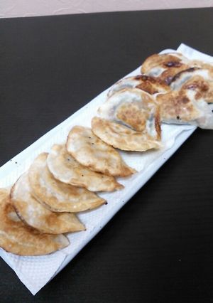ひじき煮をリメイク！簡単！揚げ焼き餃子☆-レシピのメイン写真