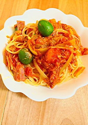 オリーブとベーコンのトマトパスタ-レシピのメイン写真