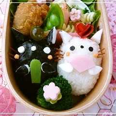 รูปของ キャラ弁☆ねこちゃんツインズdeお雛様☆