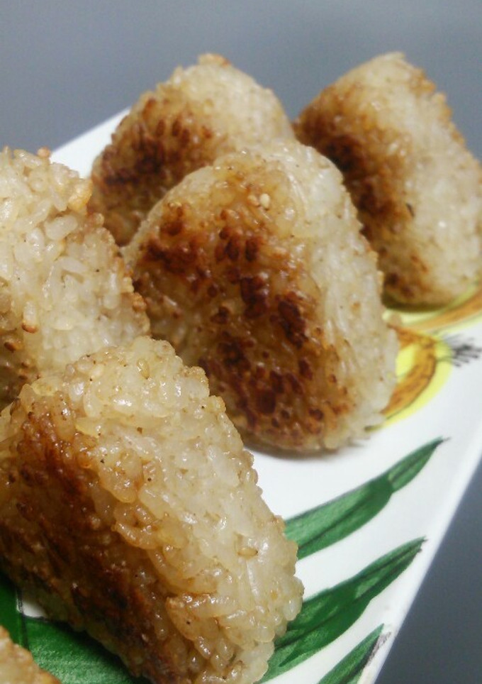 簡単！白だしで焼おにぎり♪-レシピのメイン写真