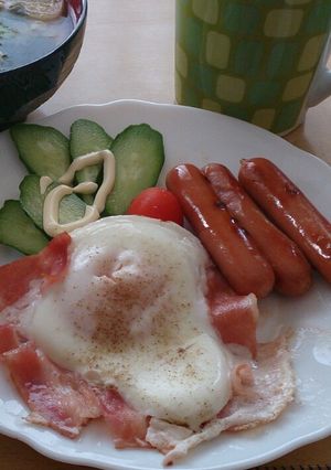 ベーコンエッグ-レシピのメイン写真