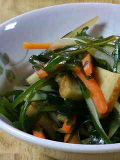 大根の皮と切り昆布の炒め煮(^w^)-レシピのメイン写真