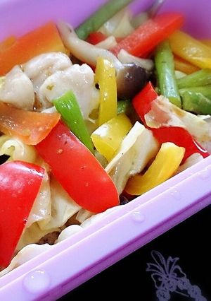 ｼﾘｺﾝｽﾁｰﾏｰ鶏肉と温野菜　柚子風味-レシピのメイン写真