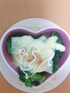 ブロッコリーのチーズマヨ焼き-レシピのメイン写真