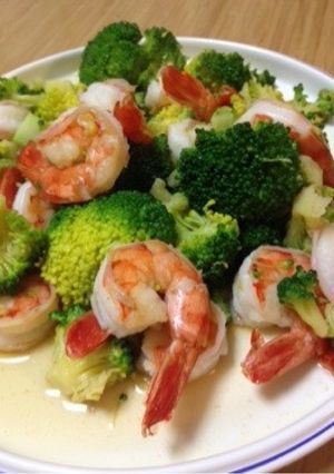 麺つゆでエビとブロッコリー炒め-レシピのメイン写真