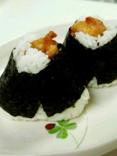 肉食満足☆唐揚げマヨおにぎり☆-レシピのメイン写真