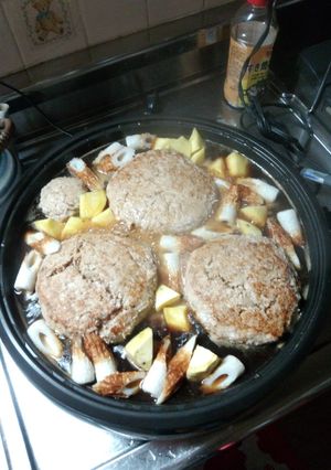 ホットプレートで作るビッグハンバーグ！-レシピのメイン写真