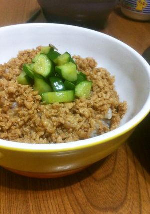 簡単☆とりそぼろ丼♪ランチにも♪-レシピのメイン写真