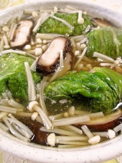 お手軽ロールレタスと茸の食べるスープ-レシピのメイン写真