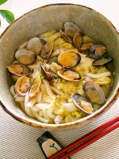 プチッと鍋で♡アサリと白菜の旨いおうどん-レシピのメイン写真