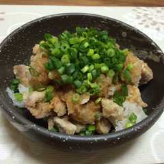 รูปของ 鶏唐揚げおろしポン酢がけ