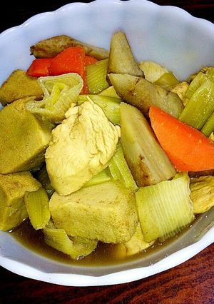 高野豆腐と残り野菜のカレー味煮物-レシピのメイン写真